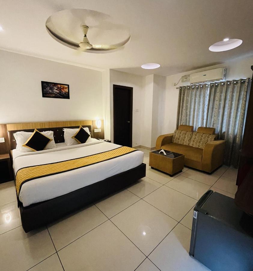The Porch Inn Hotel/Service Apartments Bangalore Exterior photo